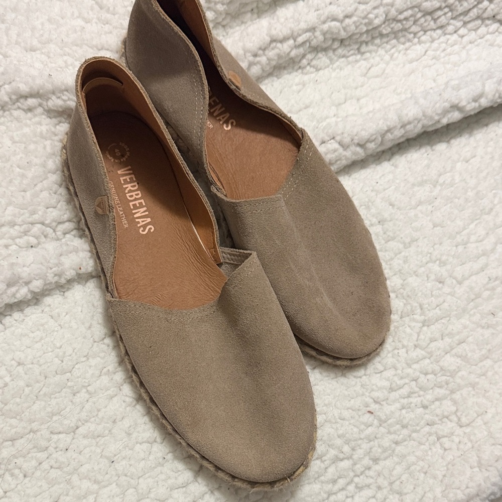 Verbenas Women's Beige Espadrilles